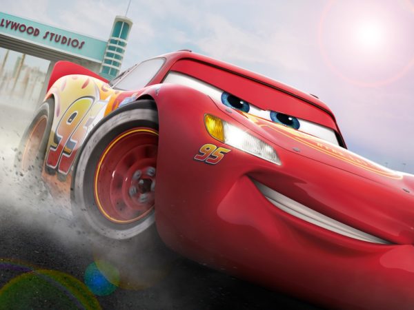 cars-racing-academy-lightning-mcqueen-16x9